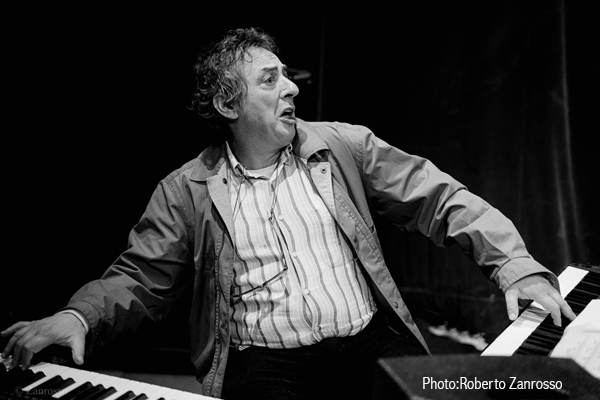 Antonello Marafioti plays Keys